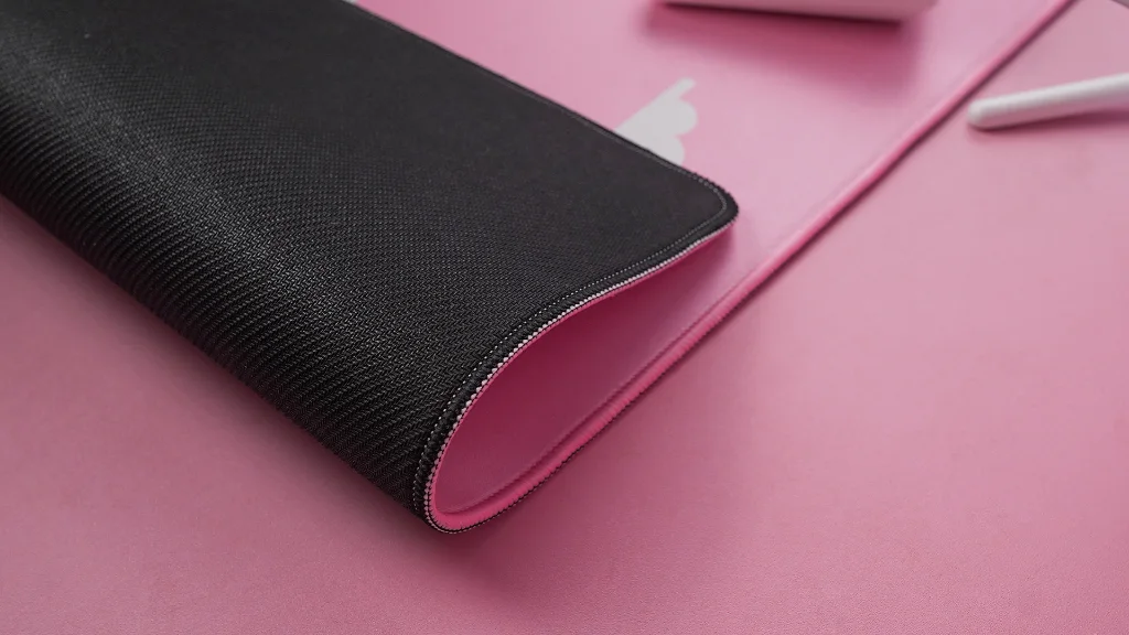 Fantech MP905 Sakura extended gaming mouse pad 900x400mm pink